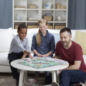 JUEGO DE MESA MONOPOLY CLASICO PZS METALICAS HASBRO COD C1009 - Imagen 5
