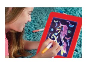 TINY TABLET DE DIBUJO LED COLOR BRILLA EN OSCURIDAD COD 55587 - Imagen 3